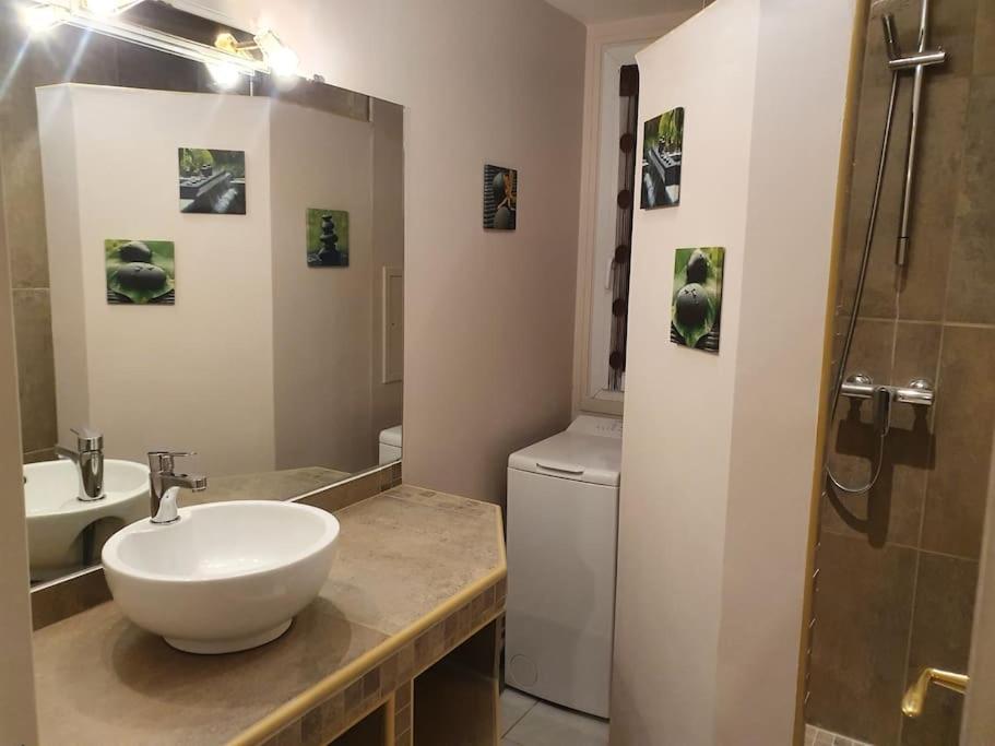 Apartamento Ecully, Au Calme De 50m². Écully